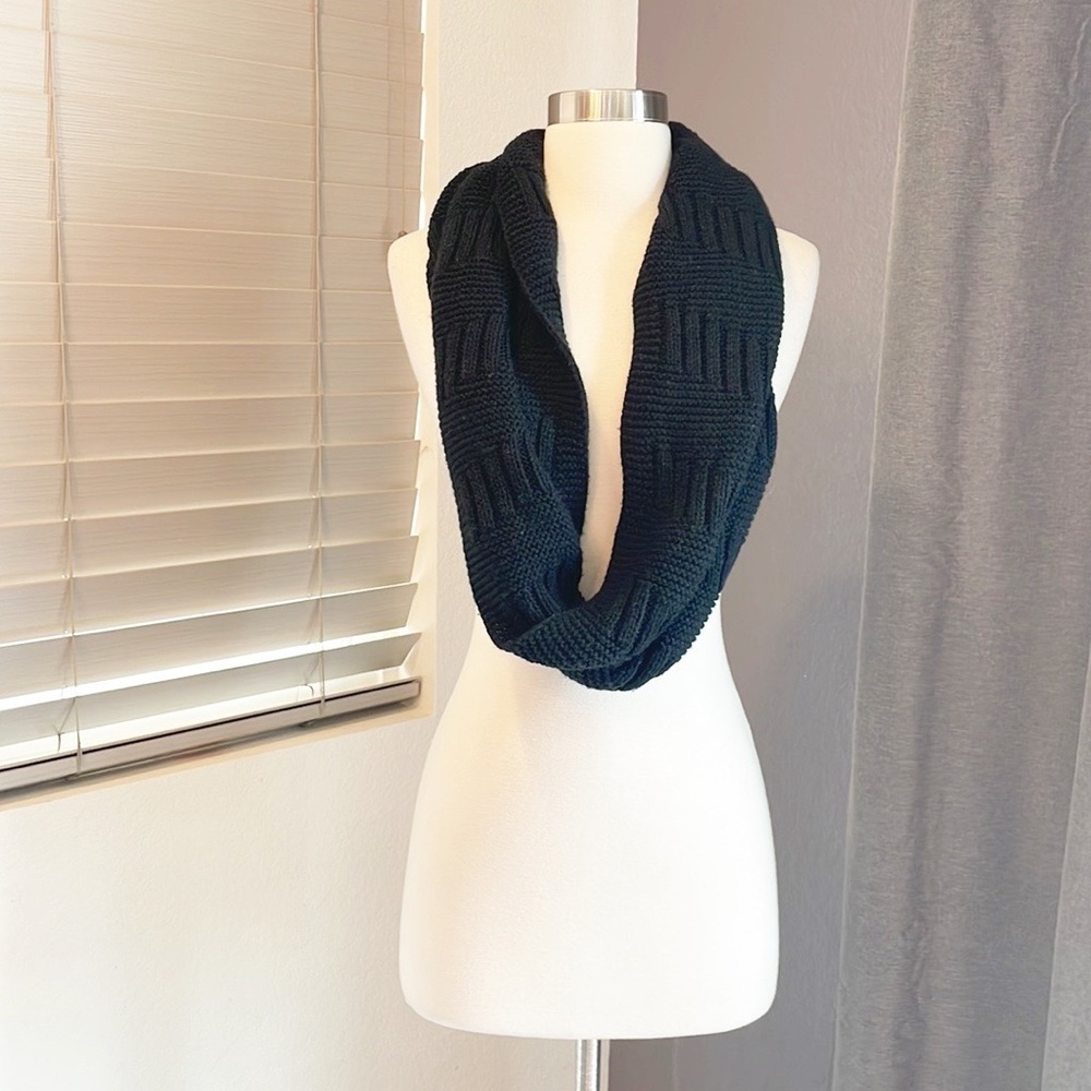 Black knit infinity scarf